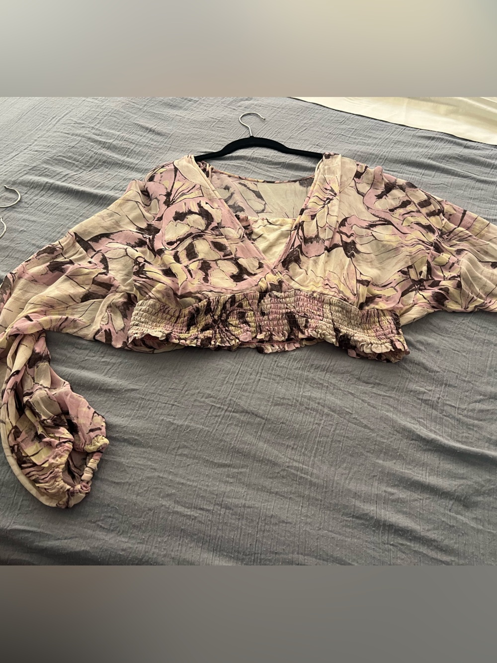 Anthropologie Xl Floral Print Cropped V-Neck Smocked Waist Top - Pink